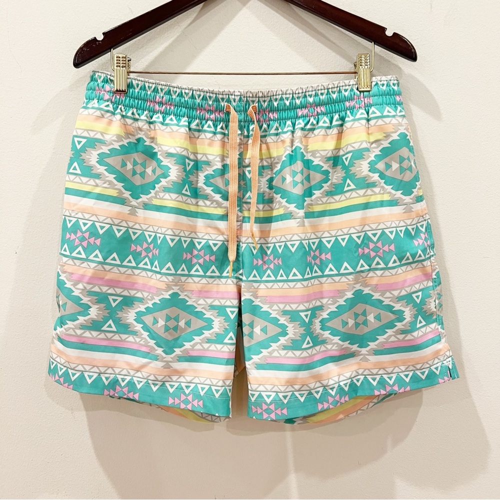Chubbies Swim Trunks Mens Extra Large Aztec Geometric Print Liner 5.5 Inseam